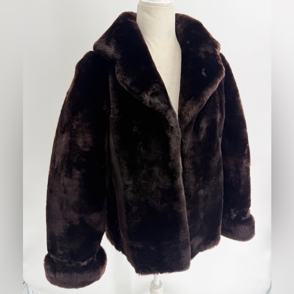 The Capitol Of Fayetteville Vintage Brown Sheared Lamb Coat
